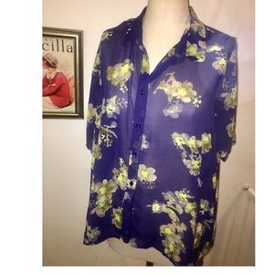 Hi-lo printed blouse